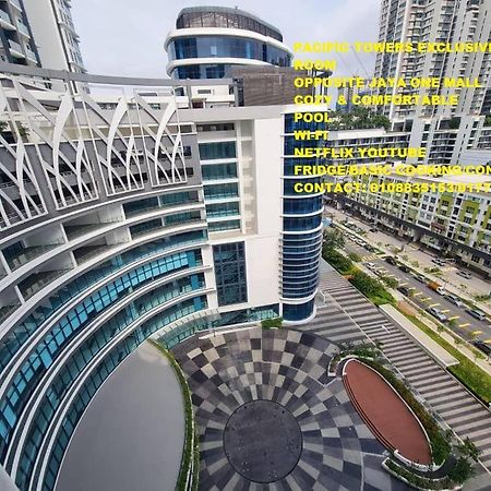 Appartement Pacific Towers Star Seksyen 13 Pj Jaya One Parking Pool Kitchen à Petaling Jaya Extérieur photo