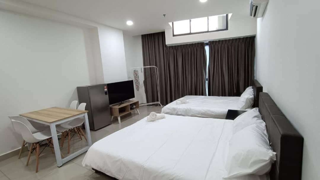 Appartement Pacific Towers Star Seksyen 13 Pj Jaya One Parking Pool Kitchen à Petaling Jaya Extérieur photo