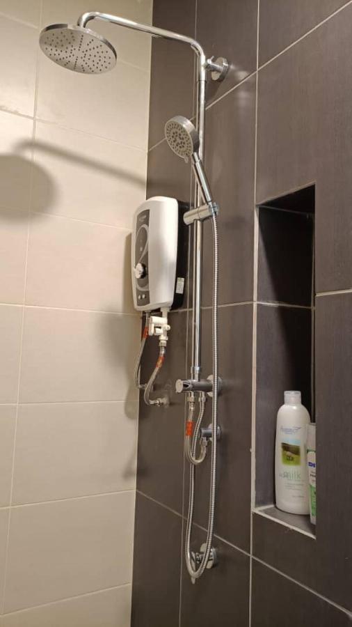 Appartement Pacific Towers Star Seksyen 13 Pj Jaya One Parking Pool Kitchen à Petaling Jaya Extérieur photo
